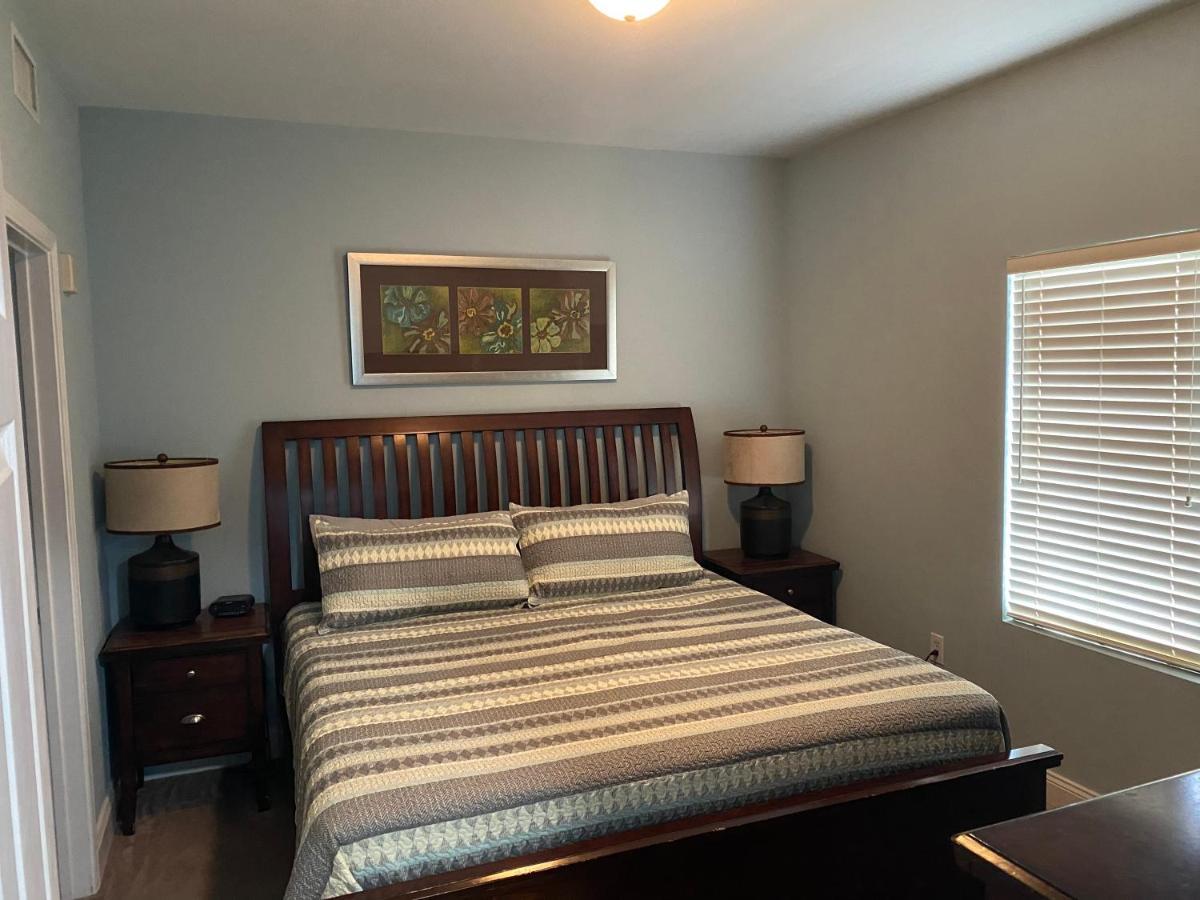 1717 Laketown Wharf 1 King Bedroom, 2 Bath * Panama City Beach